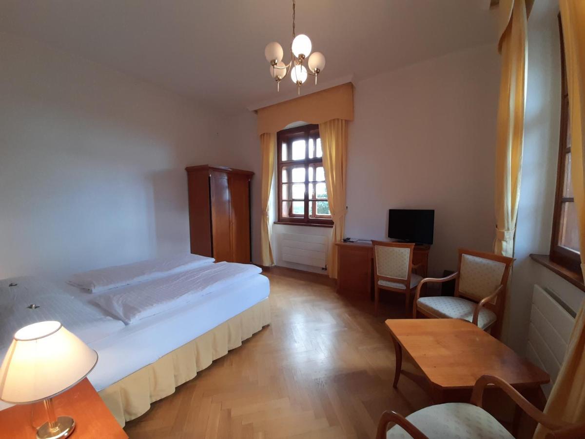 Wellness Hotel Zamecek Jetřichovice Dış mekan fotoğraf