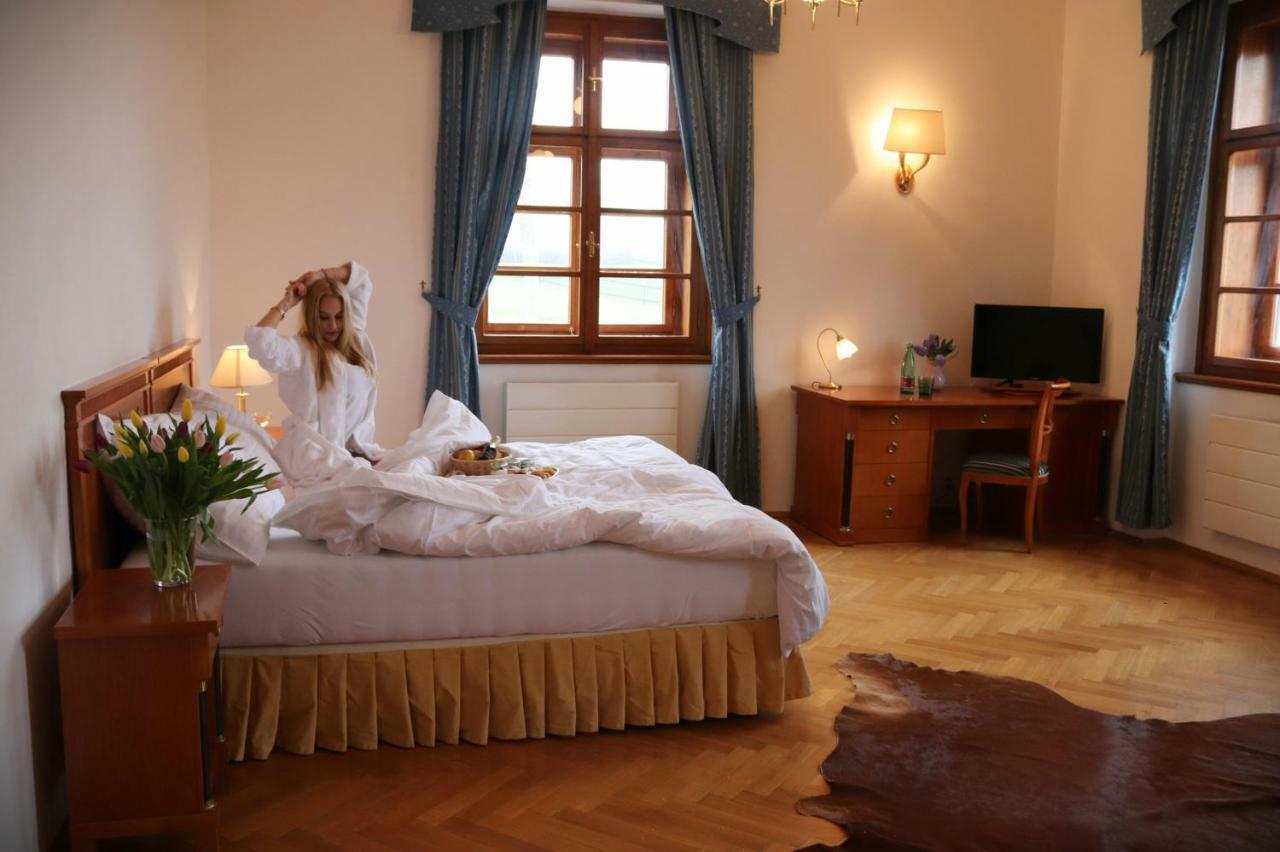 Wellness Hotel Zamecek Jetřichovice Dış mekan fotoğraf